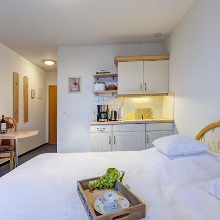 Haus Ostseeglueck - Ferienwohnung Mittagssonne Mit Gemeinschaftssauna Loddin Dış mekan fotoğraf